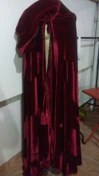 capa de exu vinho e preta