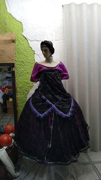 Roupa pombo gira