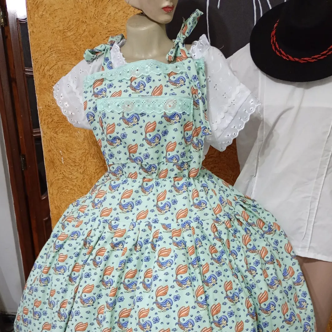 jardineira erê menina