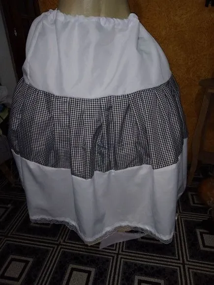 Saia Preta Velha